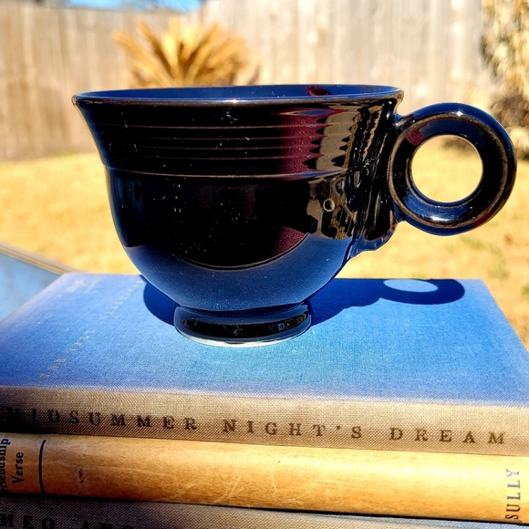 Vintage Mikasa Moderna cream sugar and mugs - Picture 5 of 6